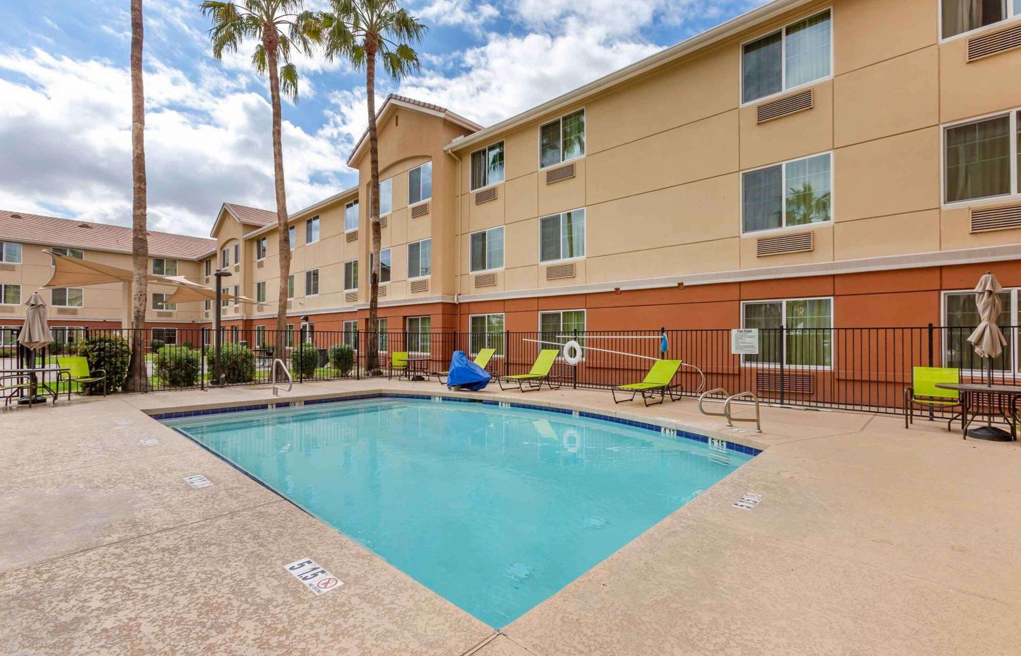 Extended Stay America Suites - Phoenix - Midtown Экстерьер фото